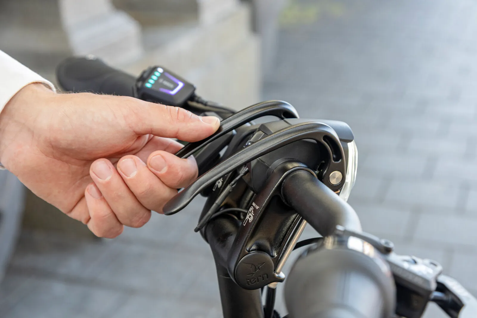 Adjusting the Vektron's stem to suit the rider's position.