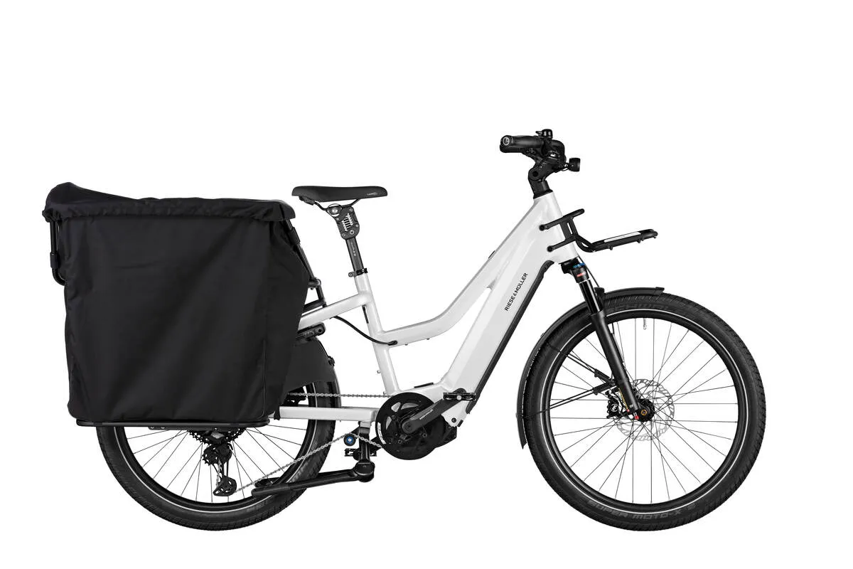 Riese & Müller Multicharger2 GT Mixte touring in pearl white with carrier in black matt and bottom weather protection.