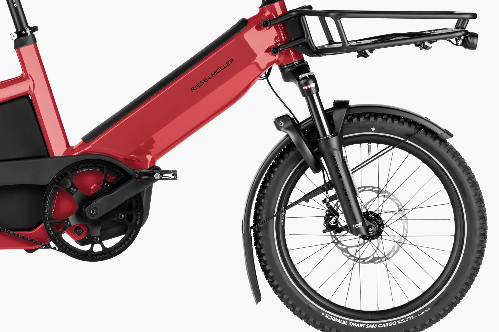 Close-up of the Multitinker2 belt drive, suspension fork and Schwalbe Smart Sam Cargo tyres.