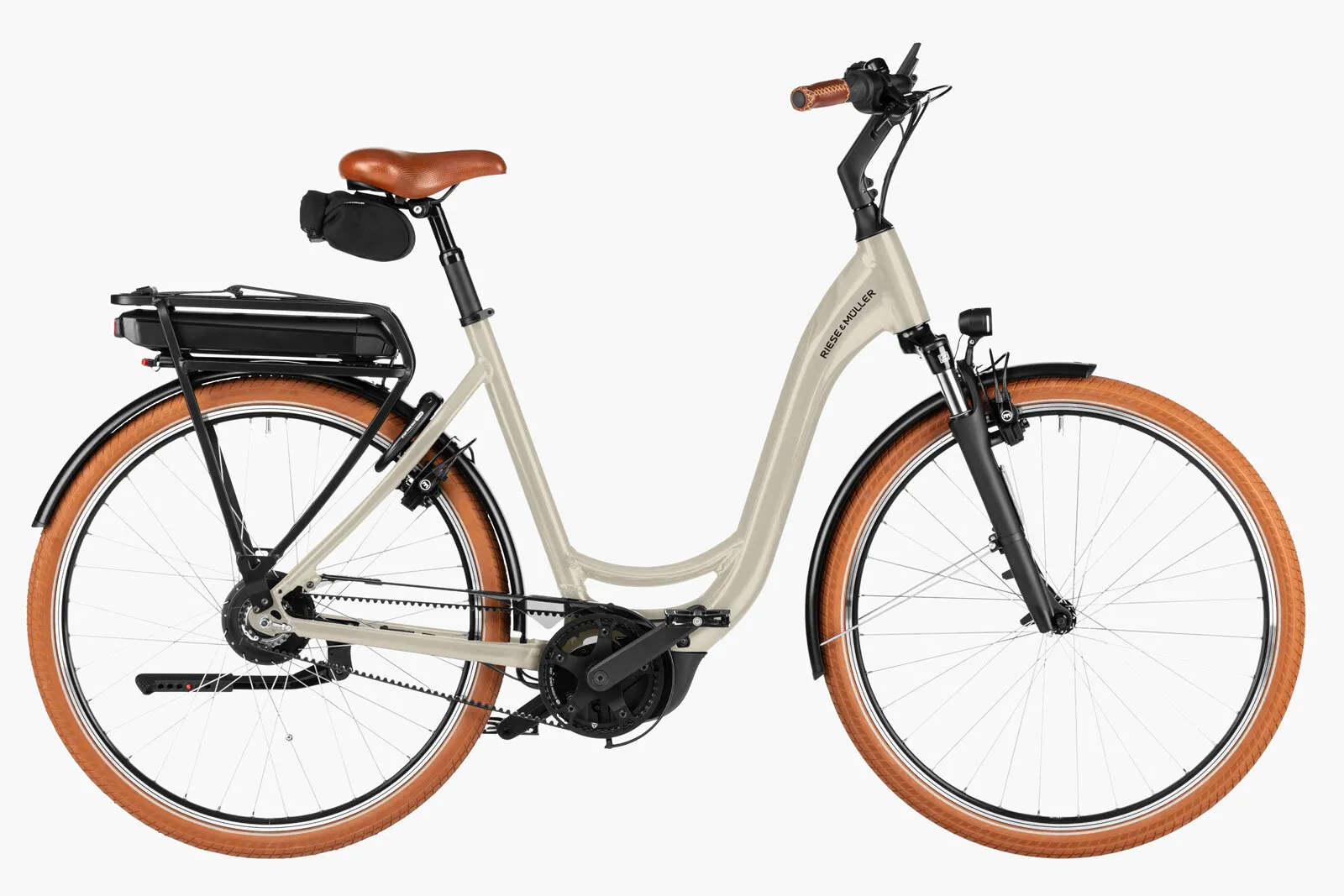 Riese & Müller Swing5 in almond with classic step-through frame and tan wall tyres.