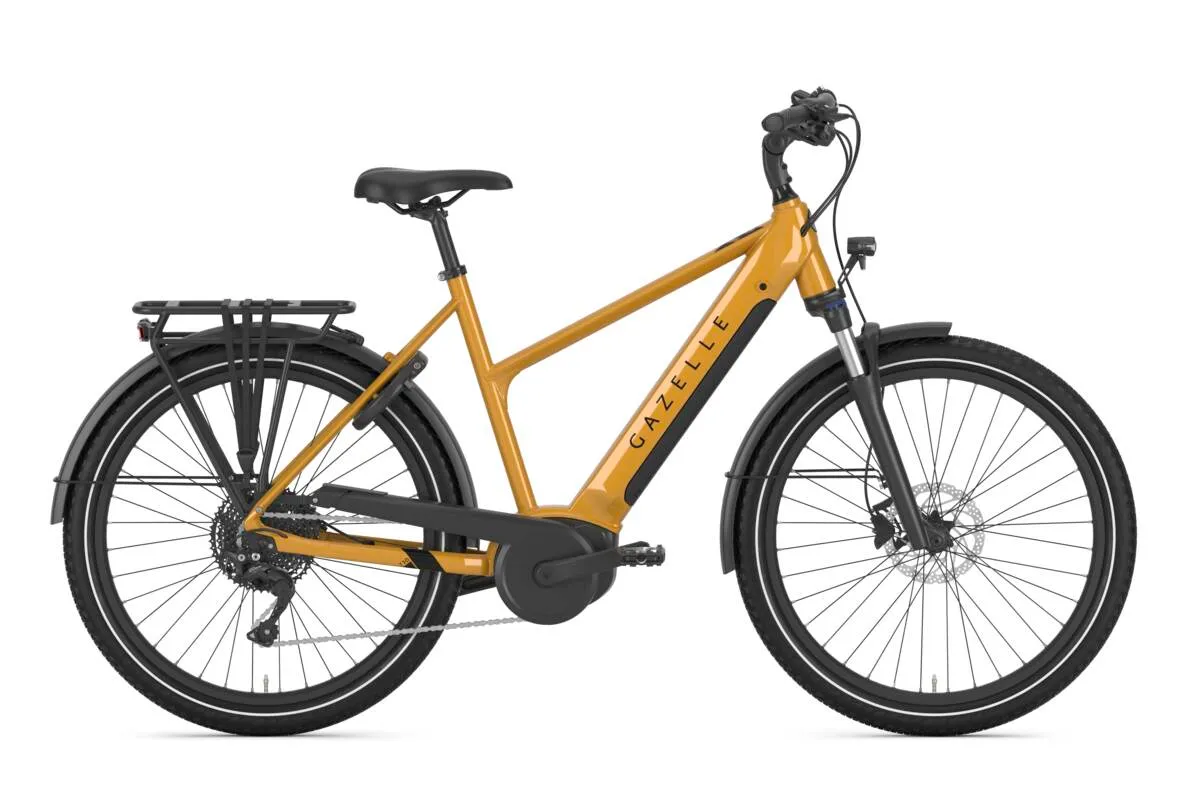 Gazelle Medeo T10 in turmeric yellow gloss with mid-step frame.