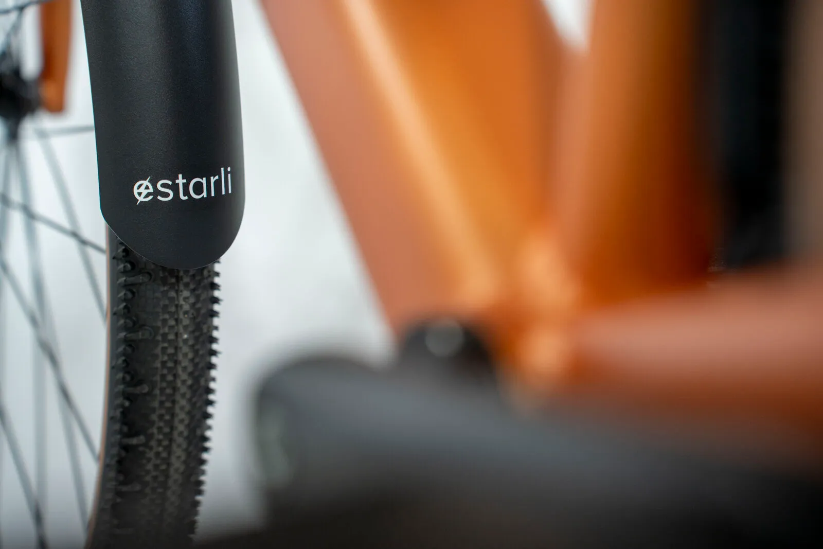 Full-length mudguards on the e28.X.